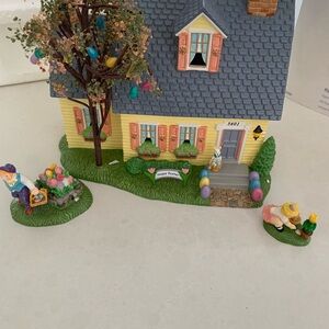 Department 56 Snow Village - Happy Easter House with Colorful Accents